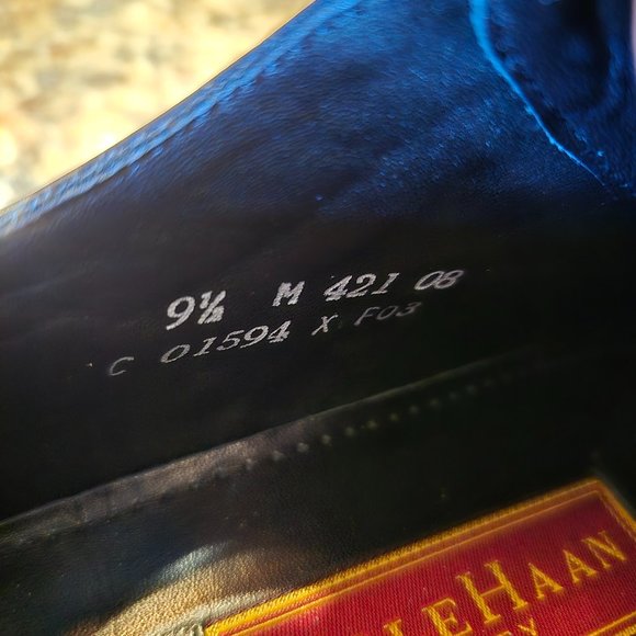 Cole Haan Classic Black Leather  Oxfords. - Picture 11 of 12